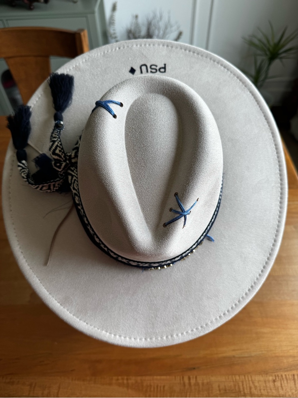 Hand Crafted Cream Wide-Brim Embellished Penn State Hat - Picture 5 of 14
